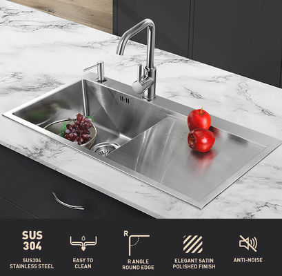 Modern SS 304 Kitchen Sink , Single Basin Stainless Steel Sink With Silver Brushed Finish