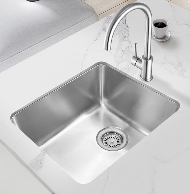 Undermount Brushed Stainless Steel Kitchen Sink Sound Dampening 14.8 X 17.2 Inch